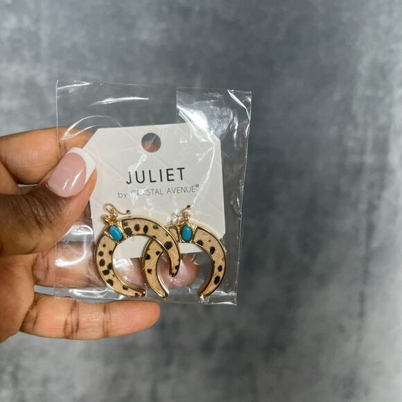 Cow Print Bull Horn Earrings w/ Turquoise Stone Boho Statement Juliet NWT - Picture 2 of 6